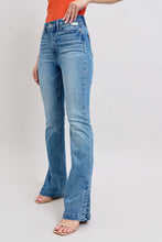 Load image into Gallery viewer, Tummy Control Vintage Wash Side Slit Slim Boot Judy Blue 👢