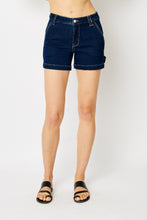 Load image into Gallery viewer, Midrise Classic Carpenter Judy Blue Shorts ✨