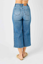 Load image into Gallery viewer, High Waisted Braided Judy Blue Crop