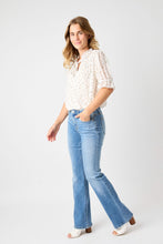 Load image into Gallery viewer, Mid Rise Vintage Bootcut Judy Blue