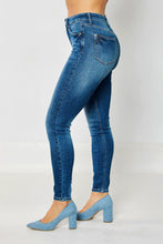 Load image into Gallery viewer, Classic Skinny With Tummy Control Judy Blue 👖