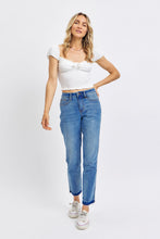 Load image into Gallery viewer, Midrise Rigid Magic Release Hem Boyfriend Judy Blue