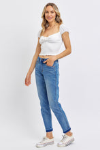 Load image into Gallery viewer, Midrise Rigid Magic Release Hem Boyfriend Judy Blue