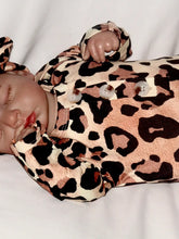 Load image into Gallery viewer, Newborn Ultrasoft Gown And Bow Set